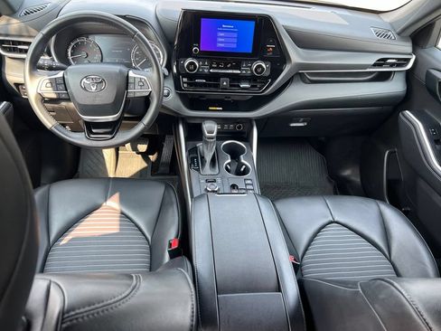 Used 2023 Toyota Highlander XSE AWD/4WD image 20