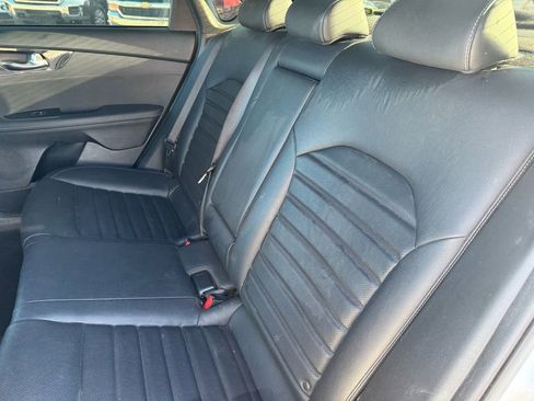 Used 2023 Kia Forte GT-Line w/ GT-Line Premium Package image 26