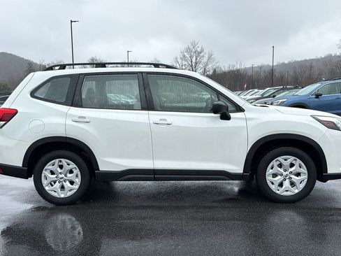 Used 2023 Subaru Forester image 5