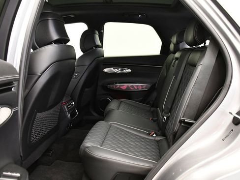 Used 2025 Genesis GV70 3.5T Sport w/ Sport Advanced Package image 42