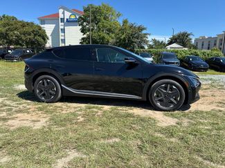 New 2025 Kia EV6 Light w/ Light LR Technology Package video 2