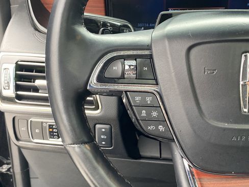 Used 2024 Lincoln Navigator L 4WD image 31