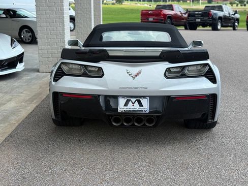 Used 2015 Chevrolet Corvette Z06 w/ 3LZ Preferred Equipment Group RWD image 7