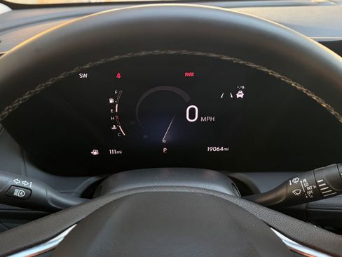 Used 2025 Buick Encore GX Preferred image 38