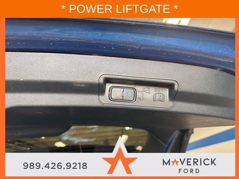 Used 2023 Ford Explorer XLT w/ Equipment Group 202A AWD/4WD image 34