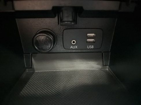 Used 2017 Subaru Legacy 2.5i Sport AWD/4WD image 29