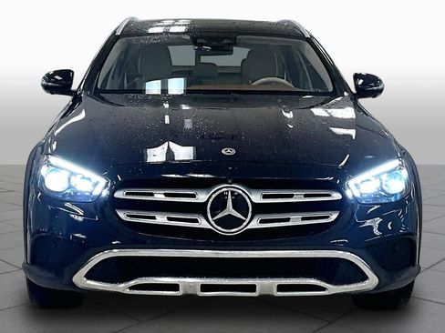 Used 2022 Mercedes-Benz E 450 4MATIC All-Terrain Wagon image 3