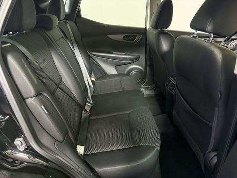 Used 2021 Nissan Rogue Sport S AWD/4WD image 30