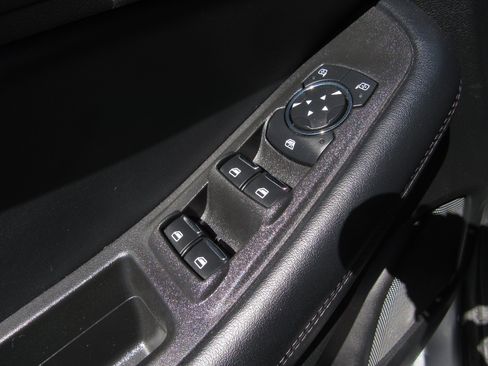 Used 2024 Ford Edge SEL AWD/4WD image 20