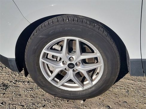 Used 2024 Ford Edge SEL image 5