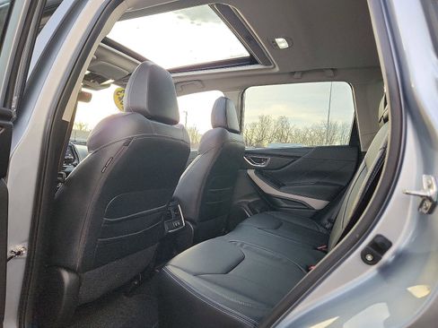 Used 2023 Subaru Forester Limited image 10