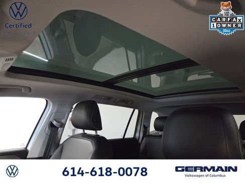Certified 2024 Volkswagen Tiguan SE w/ Panoramic Sunroof Package AWD/4WD image 31