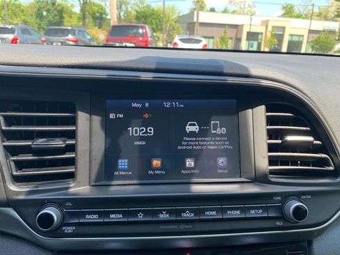Used 2020 Hyundai Elantra SEL w/ Cargo Package (C1) FWD image 12