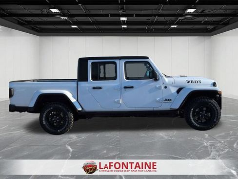 New 2026 Jeep Gladiator Sport AWD/4WD image 6