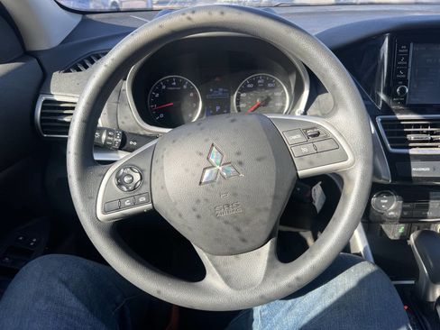 Used 2018 Mitsubishi Eclipse Cross ES image 15