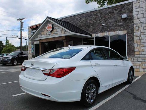 Used 2013 Hyundai Sonata GLS FWD image 5