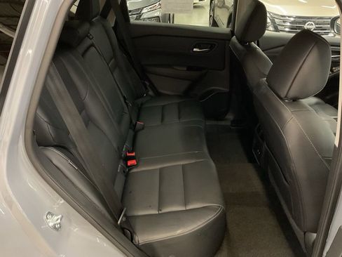 Used 2024 Nissan Rogue SL image 19