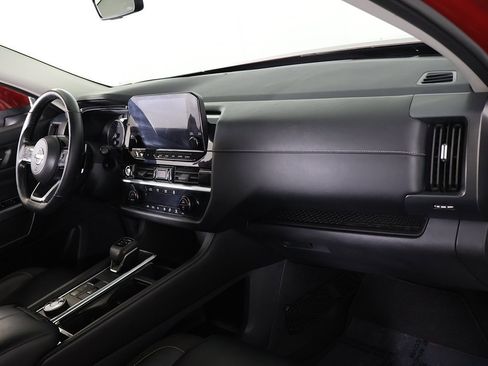 Used 2023 Nissan Pathfinder SL w/ Lighting Package (N92) image 30