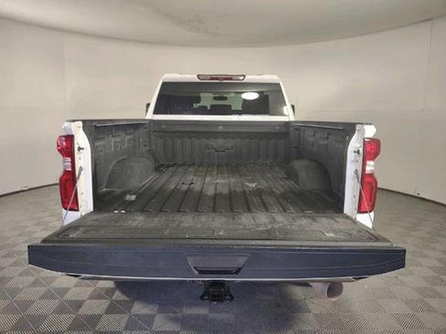 Used 2023 Chevrolet Silverado 2500 LTZ w/ Gooseneck/5TH Wheel Package image 7