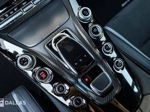 Used 2016 Mercedes-Benz AMG GT S image 31