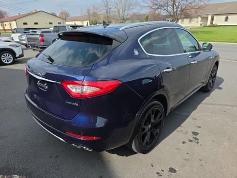 Used 2017 Maserati Levante S image 4