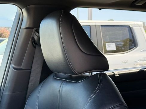 Used 2023 Toyota Highlander XSE image 12