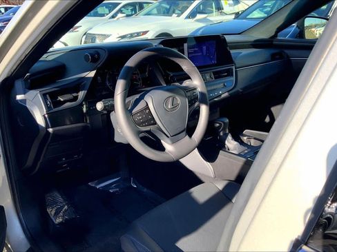 Certified 2024 Lexus ES 350 w/ Premium Package image 17