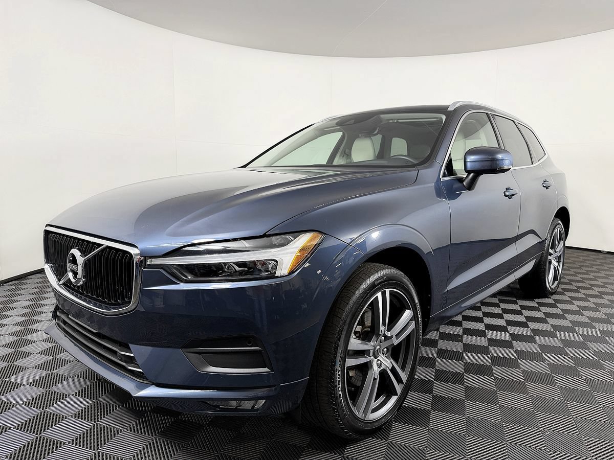 Used 2021 Volvo XC60 T5 Momentum w/ Premium Package AWD/4WD image 2