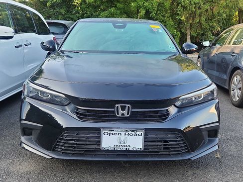 Used 2023 Honda Civic EX image 2