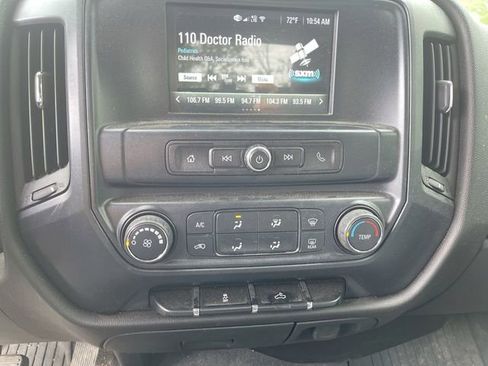 Used 2019 Chevrolet Silverado 1500 Custom w/ Custom Convenience Package image 20