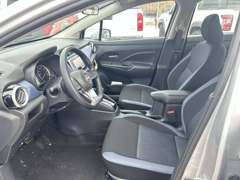 Used 2025 Nissan Versa SV w/ Trunk Package image 11