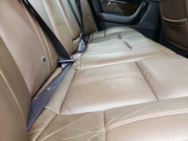 Used 2015 Lincoln MKS w/ Equipment Group 101A FWD image 29