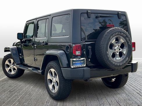 Used 2017 Jeep Wrangler Unlimited Sahara image 6