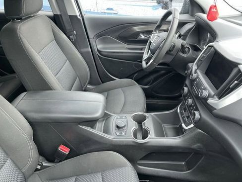 Used 2022 GMC Terrain SLE w/ Driver Convenience Package image 19