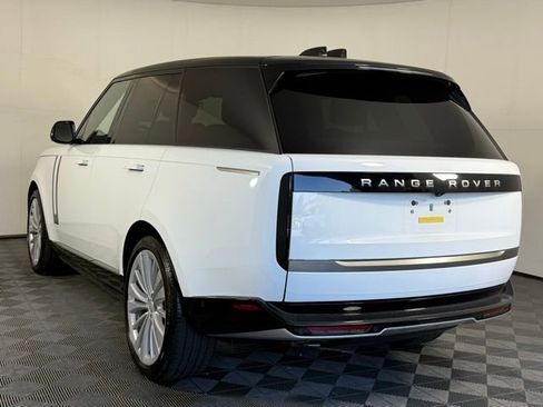 New 2025 Land Rover Range Rover SE image 9
