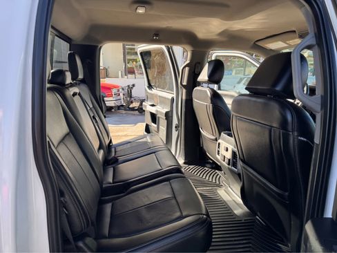 Used 2021 Ford F250 Lariat image 11