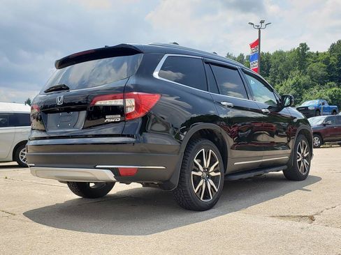 Used 2019 Honda Pilot Touring image 3