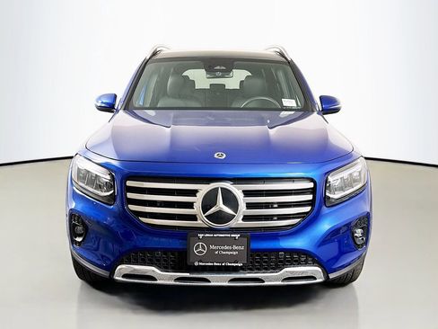 Used 2024 Mercedes-Benz GLB 250 4MATIC image 2