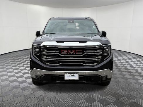 Used 2022 GMC Sierra 1500 SLT w/ SLT Premium Plus Package AWD/4WD image 2