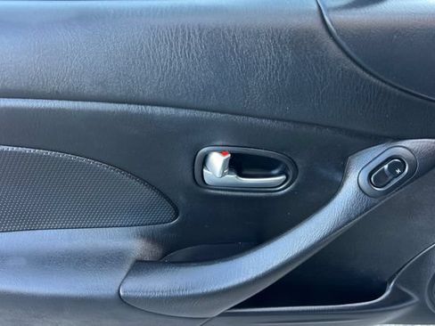 Used 2003 MAZDA MX-5 Miata RWD image 11