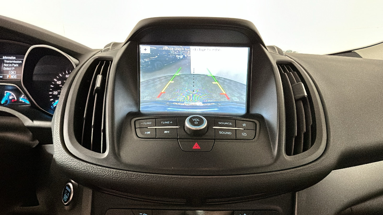 Used 2019 Ford Escape SE FWD image 28