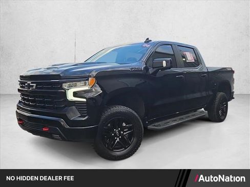 Used 2024 Chevrolet Silverado 1500 LT Trail Boss w/ LT Trail Boss Premium Package AWD/4WD image 1