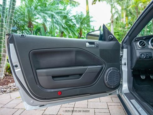 Used 2009 Ford Mustang Shelby GT500 image 26