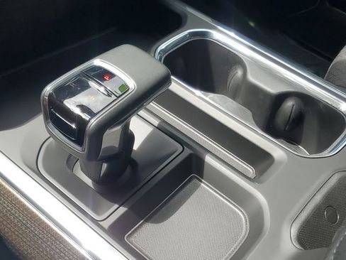 Used 2024 Chevrolet Silverado 1500 RST w/ Convenience Package II image 24