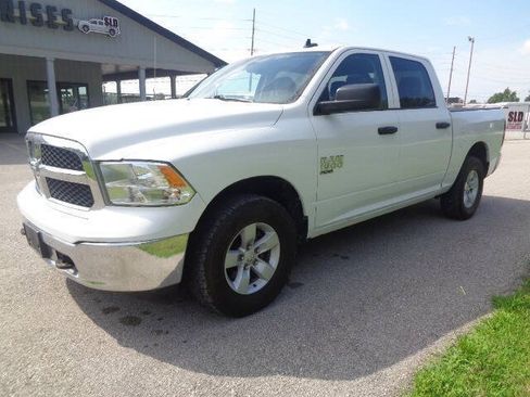 Used 2022 RAM 1500 Classic SLT w/ Electronics Group AWD/4WD image 1