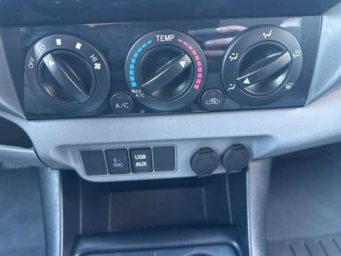 Used 2013 Toyota Tacoma 4x4 Double Cab w/ TRD Off-Road Pkg image 26