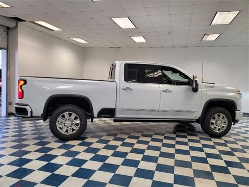 New 2026 Chevrolet Silverado 2500 High Country w/ High Country Premium Package image 8