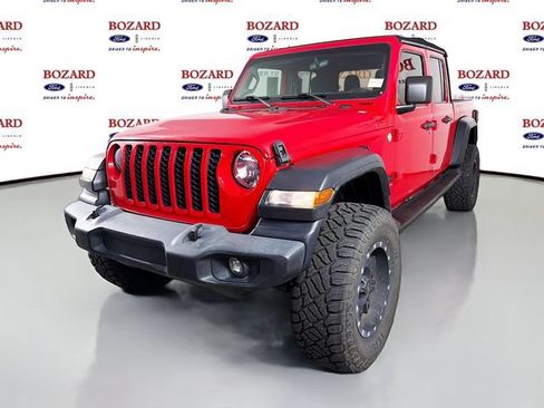 Used 2020 Jeep Gladiator Sport w/ Quick Order Package 24S AWD/4WD image 4