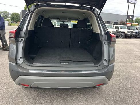Used 2023 Nissan Rogue SV AWD/4WD image 12