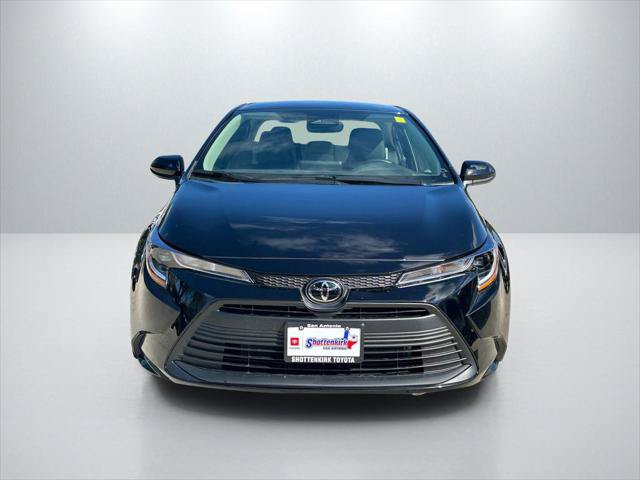 Certified 2026 Toyota Corolla LE FWD image 2
